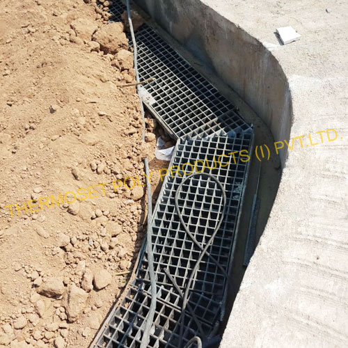 Drain Channels With Grating / Gully Cover